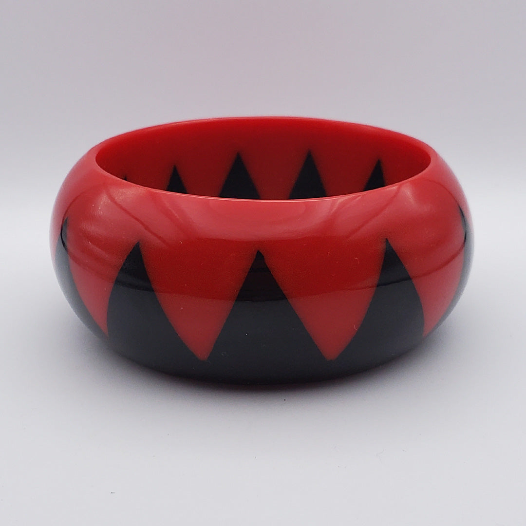 CLAW BLACK & BLOOD RED