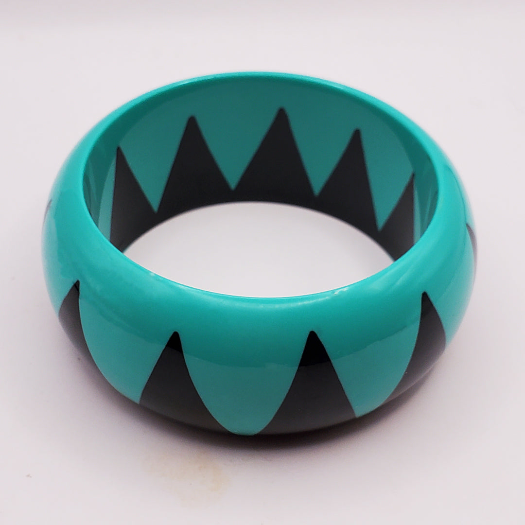 BIG DOME CLAW IN BLACK & TURQUOISE